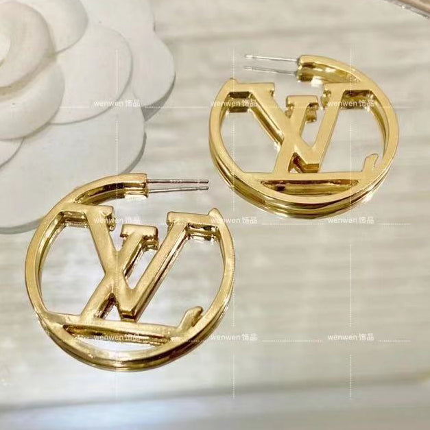 LV Louis Vuitton classic full diamond letters ladies temperament earrings accessories