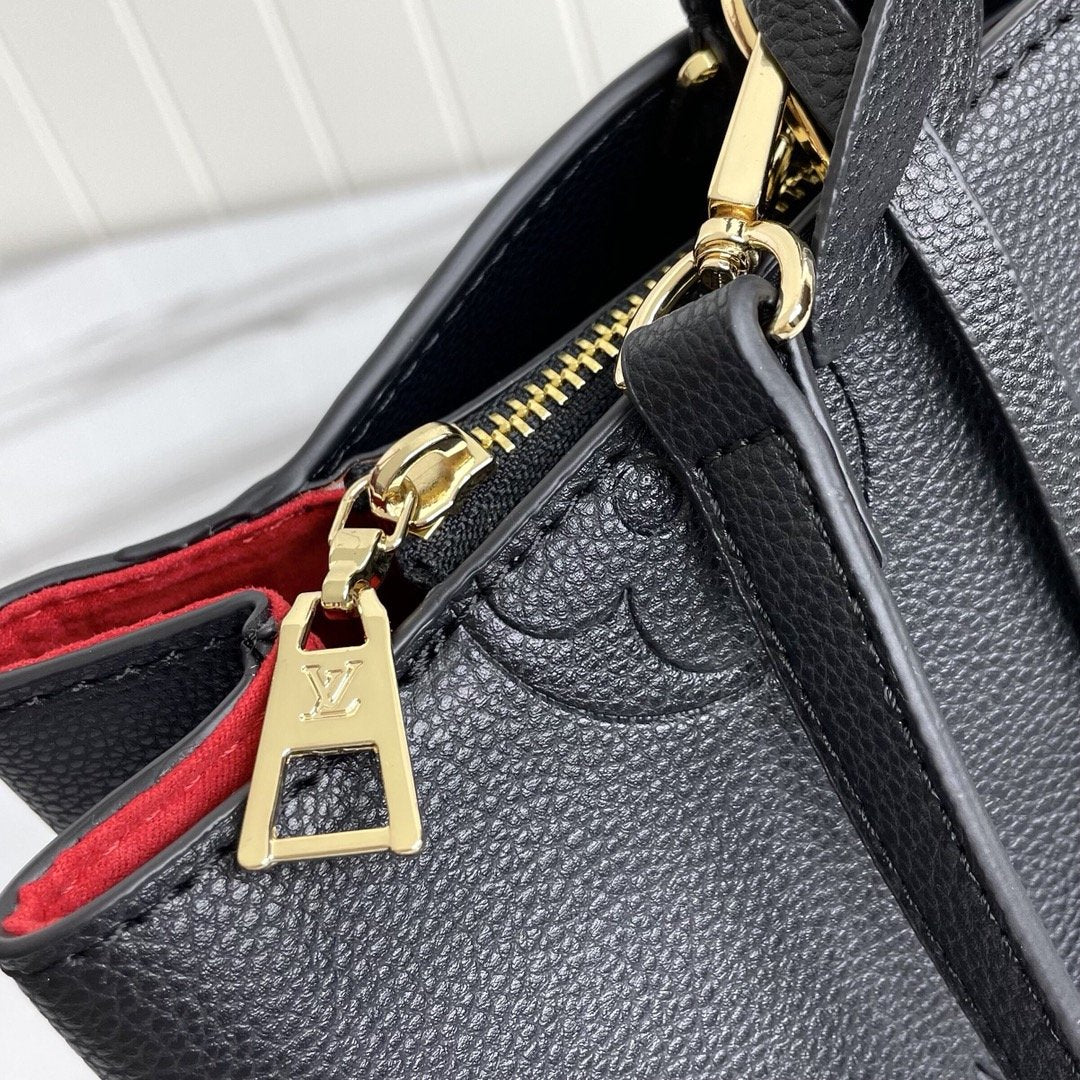 LV Louis Vuitton leather trendy fashion one-shoulder portable embossing shopping bag top quality han
