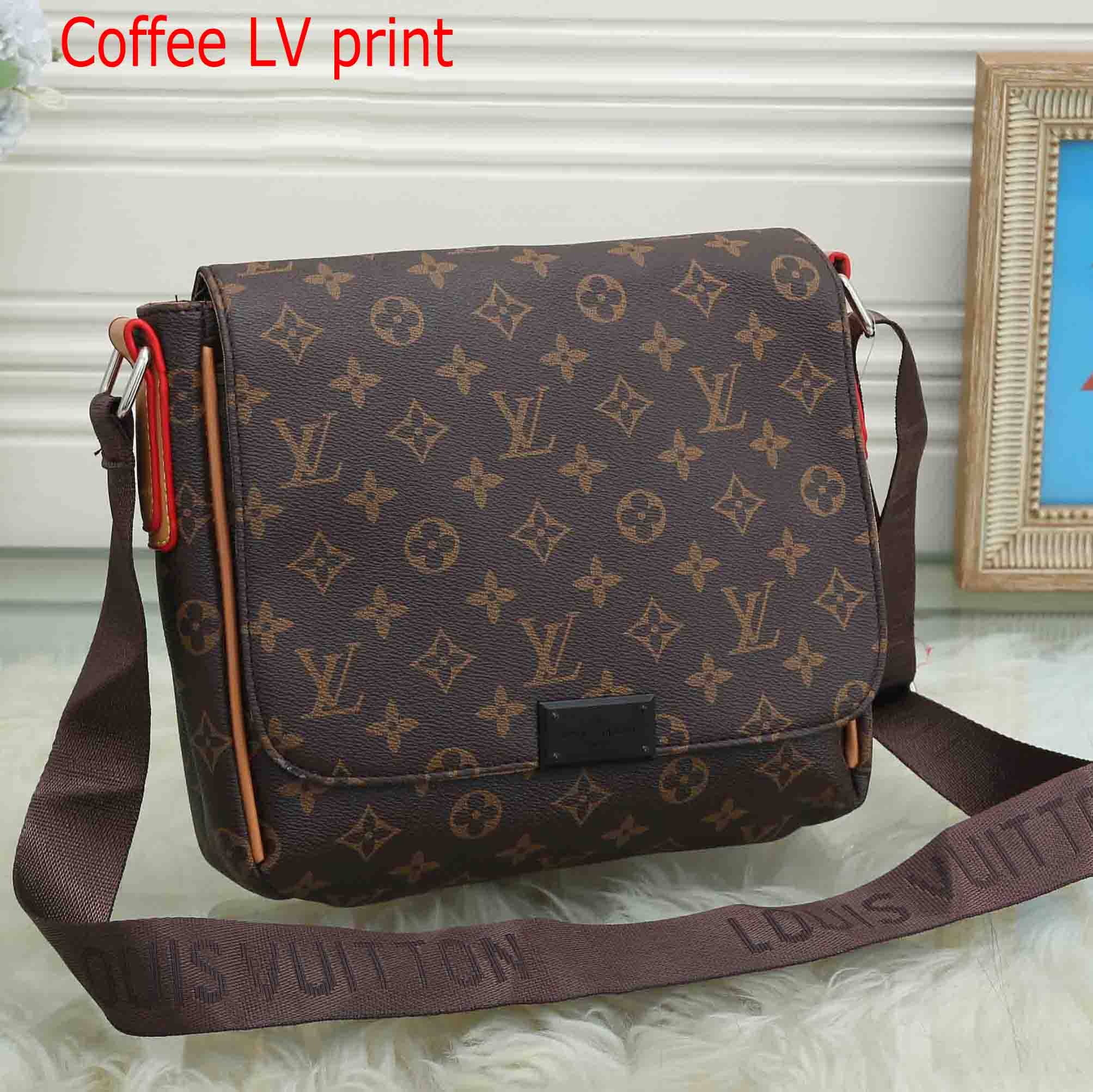 envelope lv bag