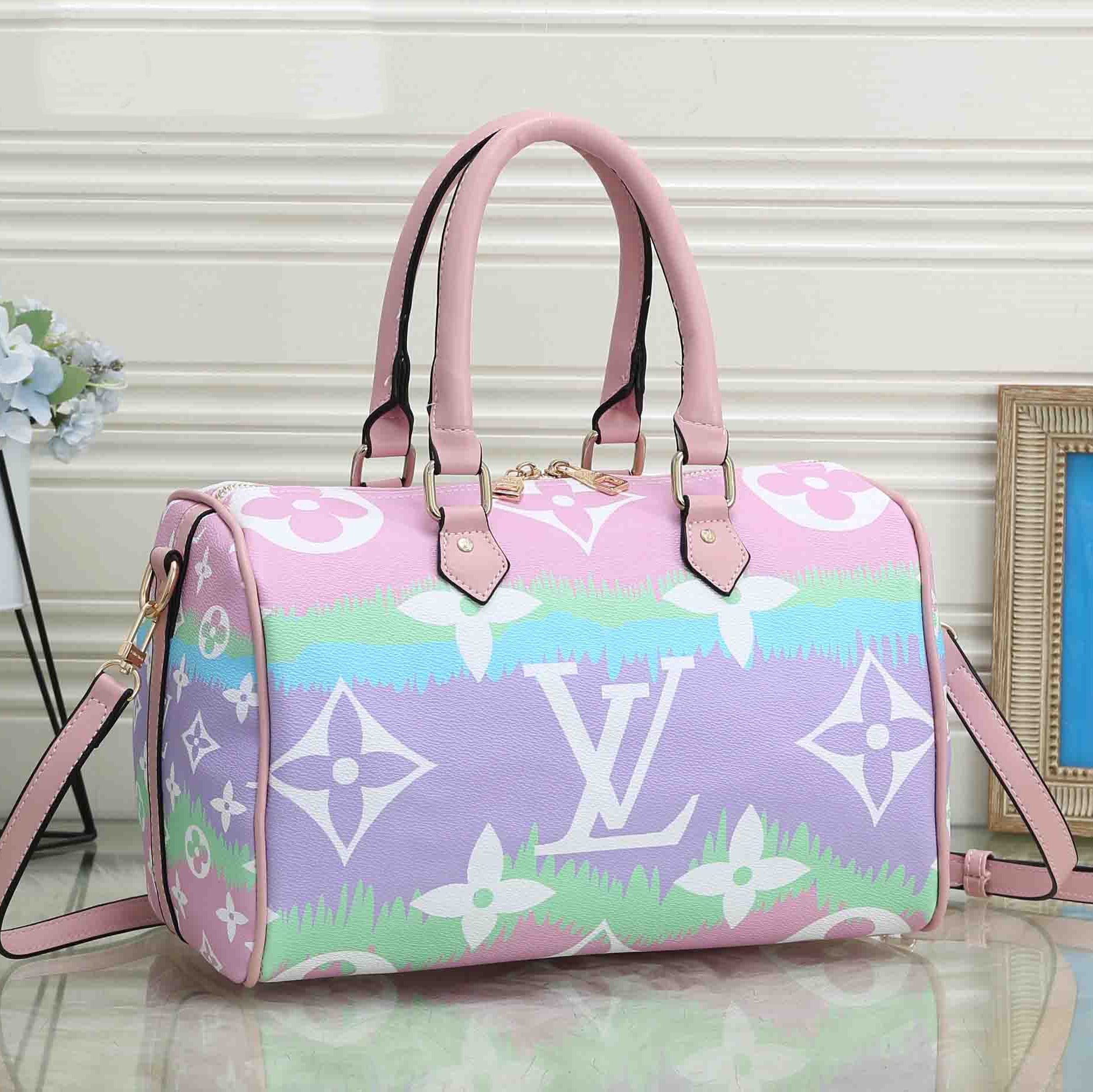 LV Louis Vuitton New Gradient Printing Letters Ladies Shopping Handbag Shoulder Bag Messenger Bag Lu