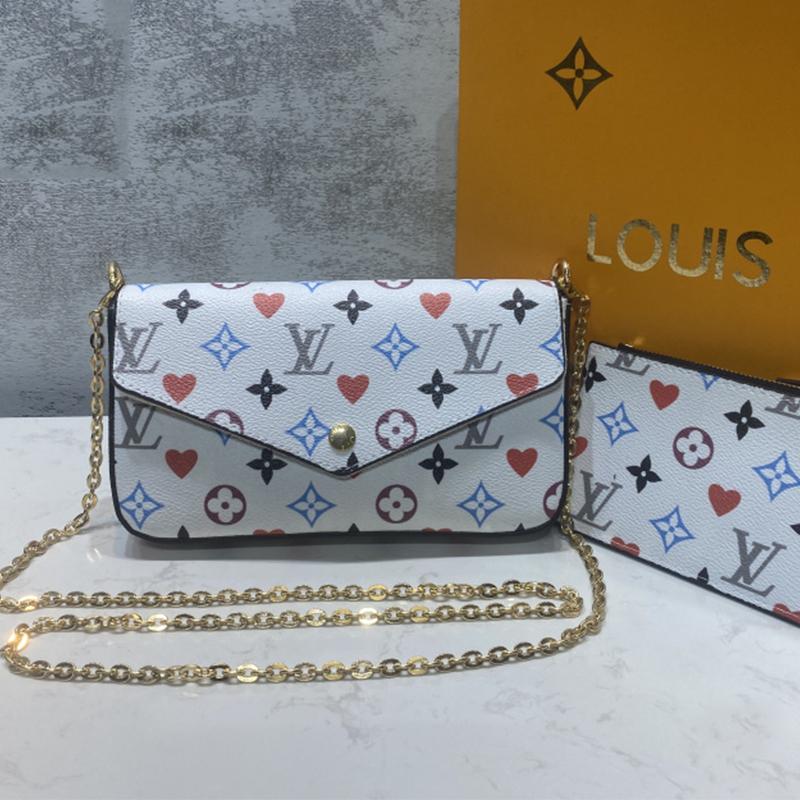 Louis Vuitton Envelope Shoulder Bags