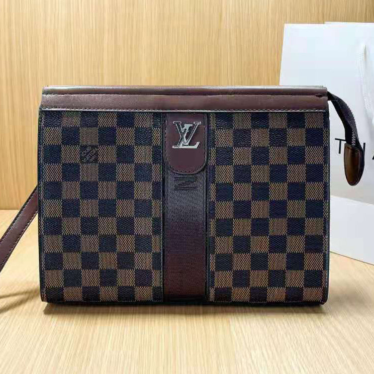 LV Louis Vuitton letter print ladies shopping cosmetic bag clutch Bag