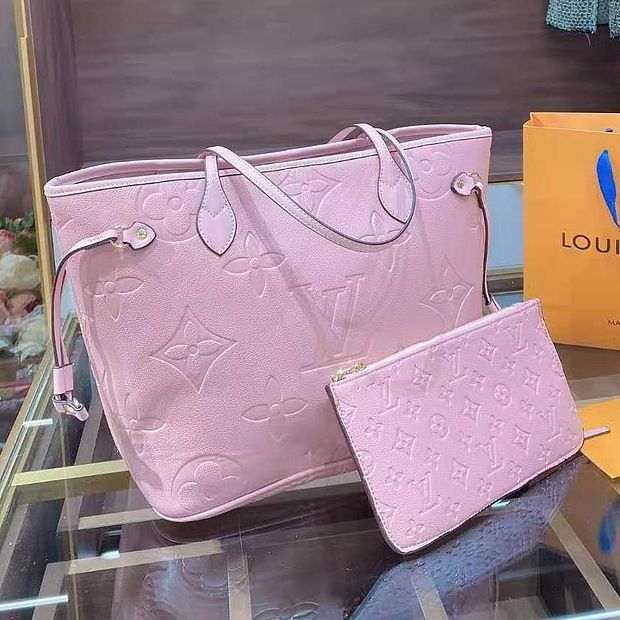 Louis Vuitton Women's Pink Tote Bags