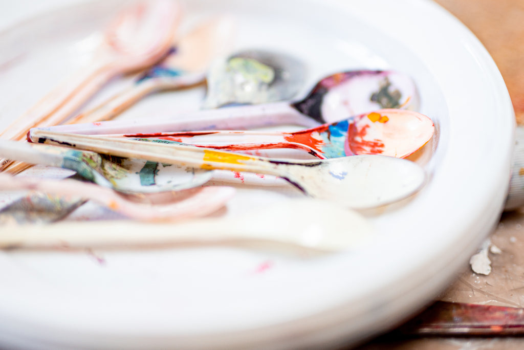 Reusing plastic spoons for art