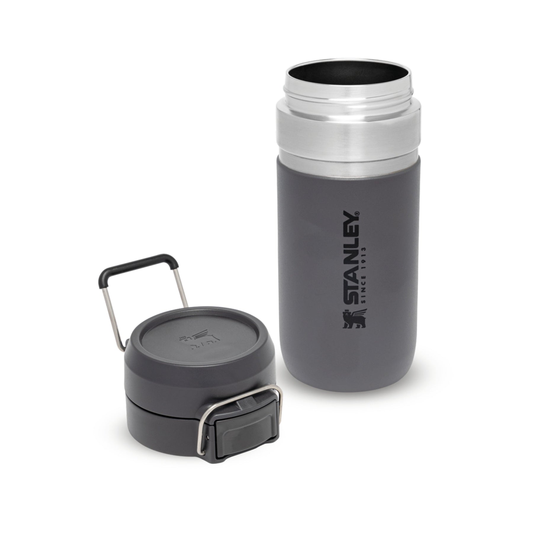 https://cdn.shopify.com/s/files/1/0513/8114/1694/products/Stanley-TheGOQuick-FlipWaterBottle0.47L-16OZ-Charcoal-4_1800x1800.jpg?v=1670332192