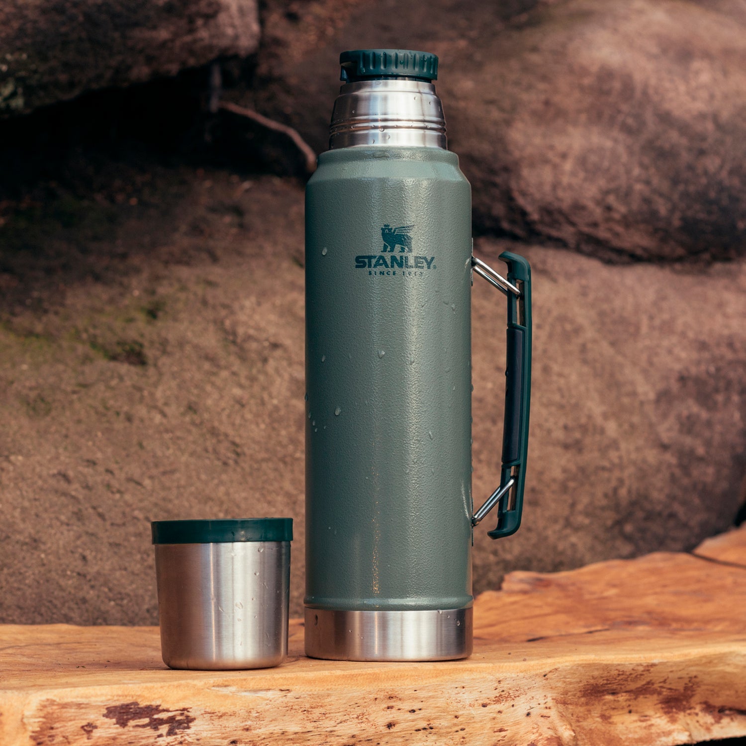 Classic series Legendary Classic 1,9 l green - Thermos - STANLEY - 71.47 €