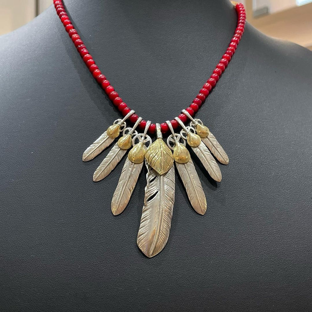 Goros Gold Top Feather Red Beads Setup - 60 cm