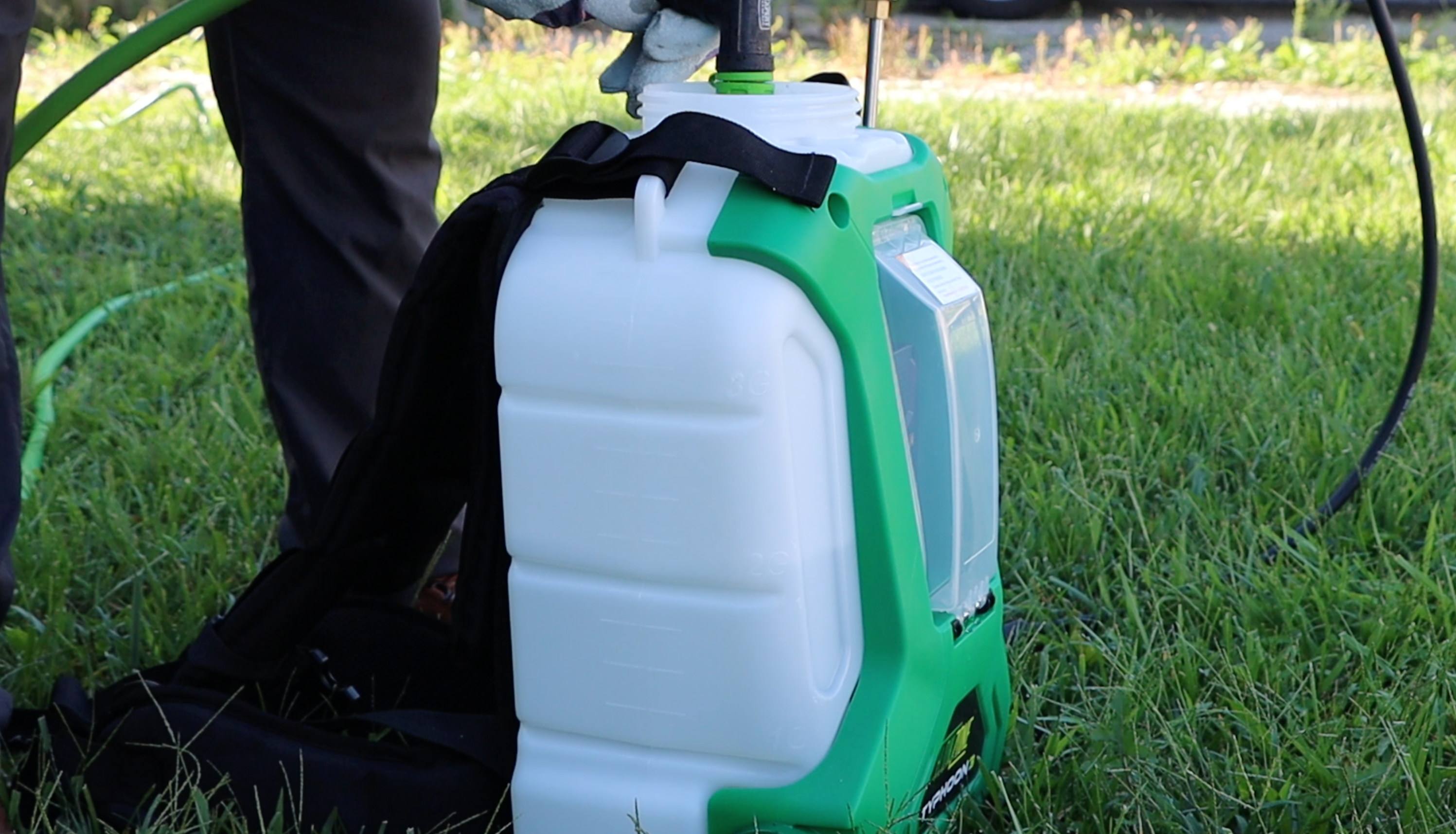 filling tank of flowzone battery sprayer