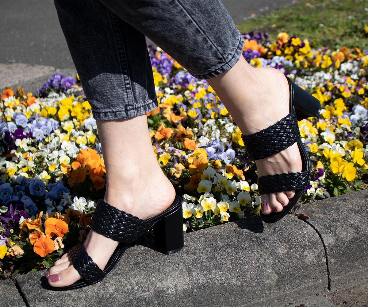 Damen Sandalette Woven Style mit Blockabsatz