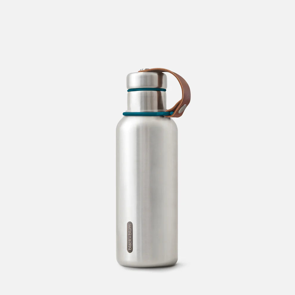 Se Black + Blum Insulated Water Bottle Small 500 Ml - Silver/Ocean - Str. 500ml - Termoflaske hos Suztain