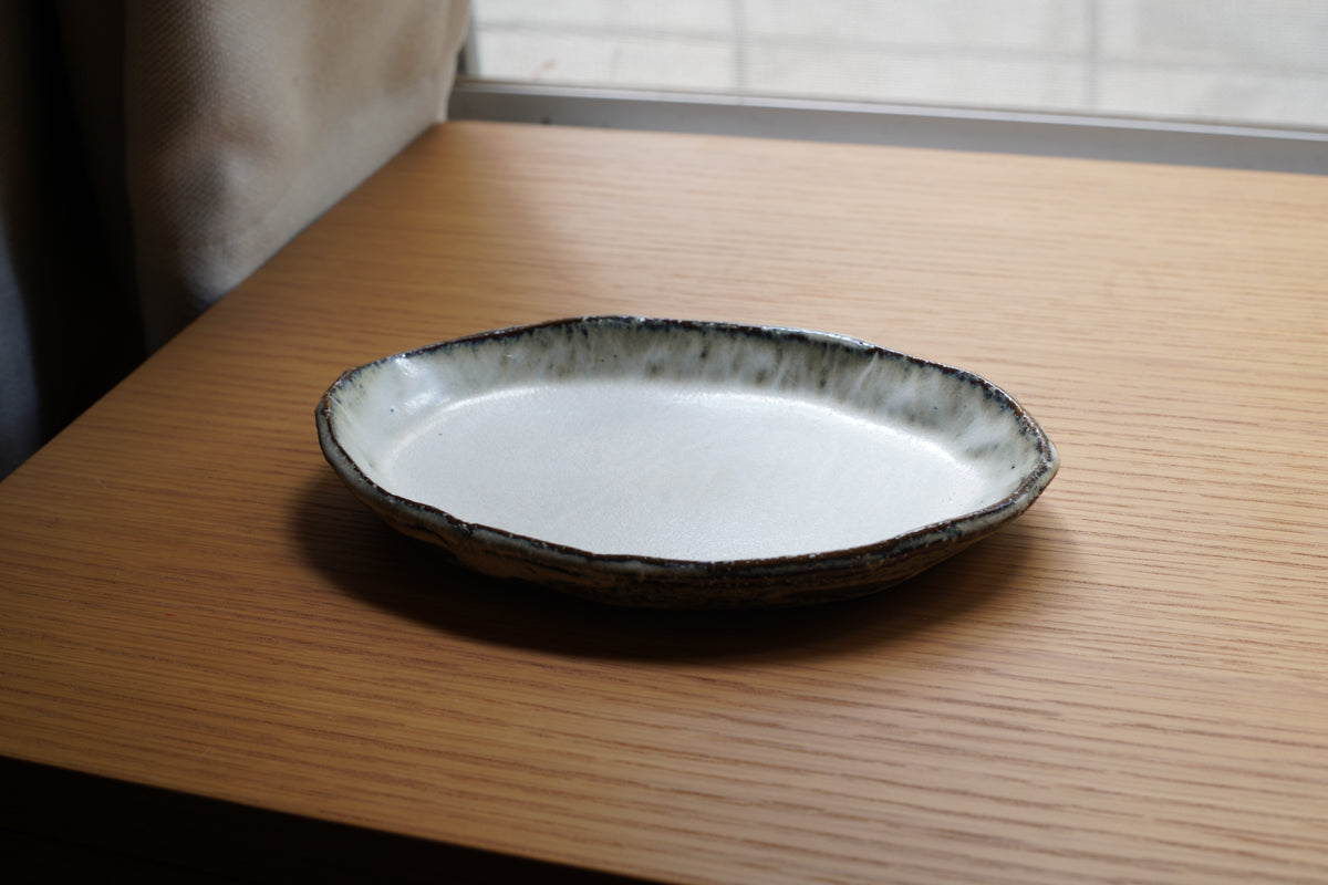 平井悠一 - 陶工房つばめ | 楕円皿 / 小 / 白