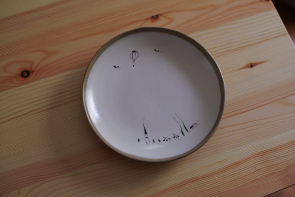 工房kuromiya | 白化粧色絵 皿 / 5.5寸 / 気球