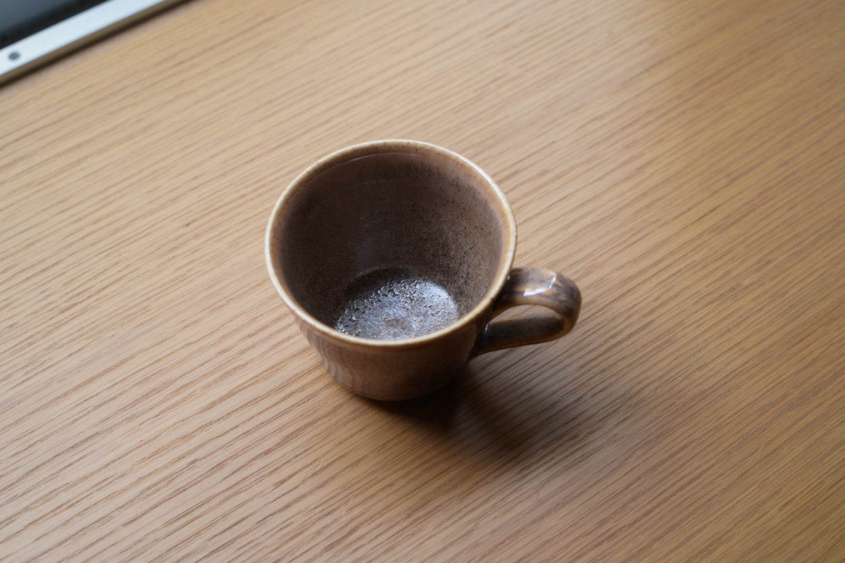 後藤奈々 | マグカップ / 茶