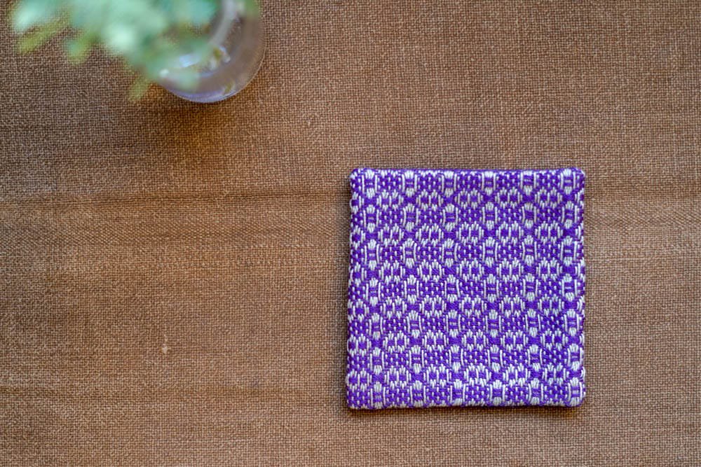 遠藤里枝 - Rocca | 手織り布のコースター flower linen / スミレ