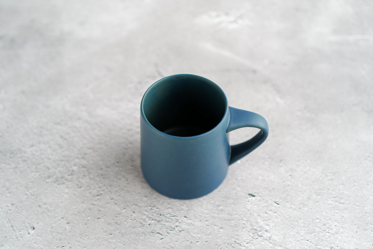 KANEAKI SAKAI POTTERY | flat mug / L / コバルト