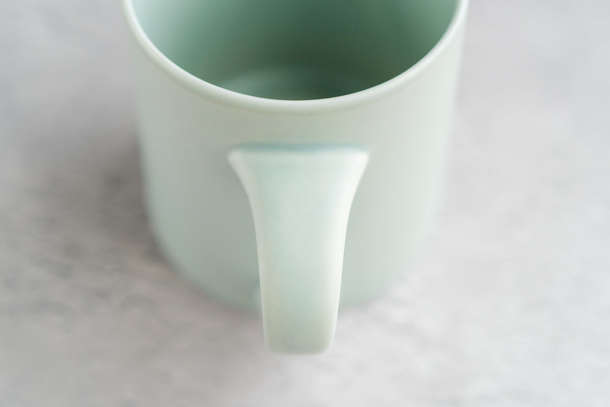 KANEAKI SAKAI POTTERY | flat mug / L / ペールブルー