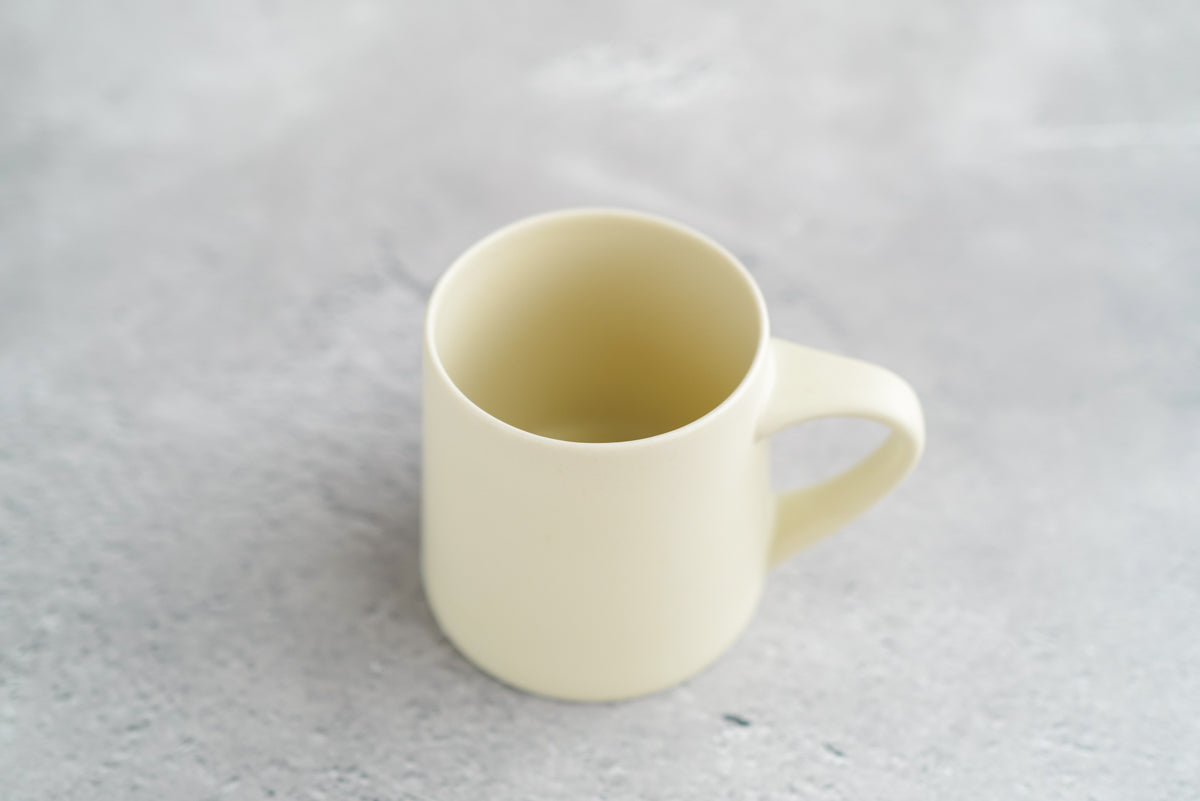 KANEAKI SAKAI POTTERY | flat mug / L / アイボリー