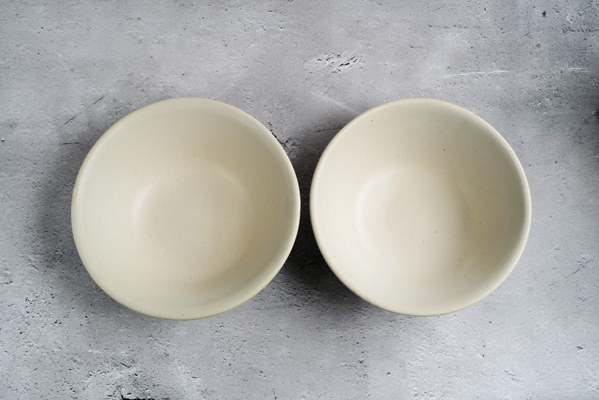 陶房マルヨウ | シンプルな麺鉢 / 白