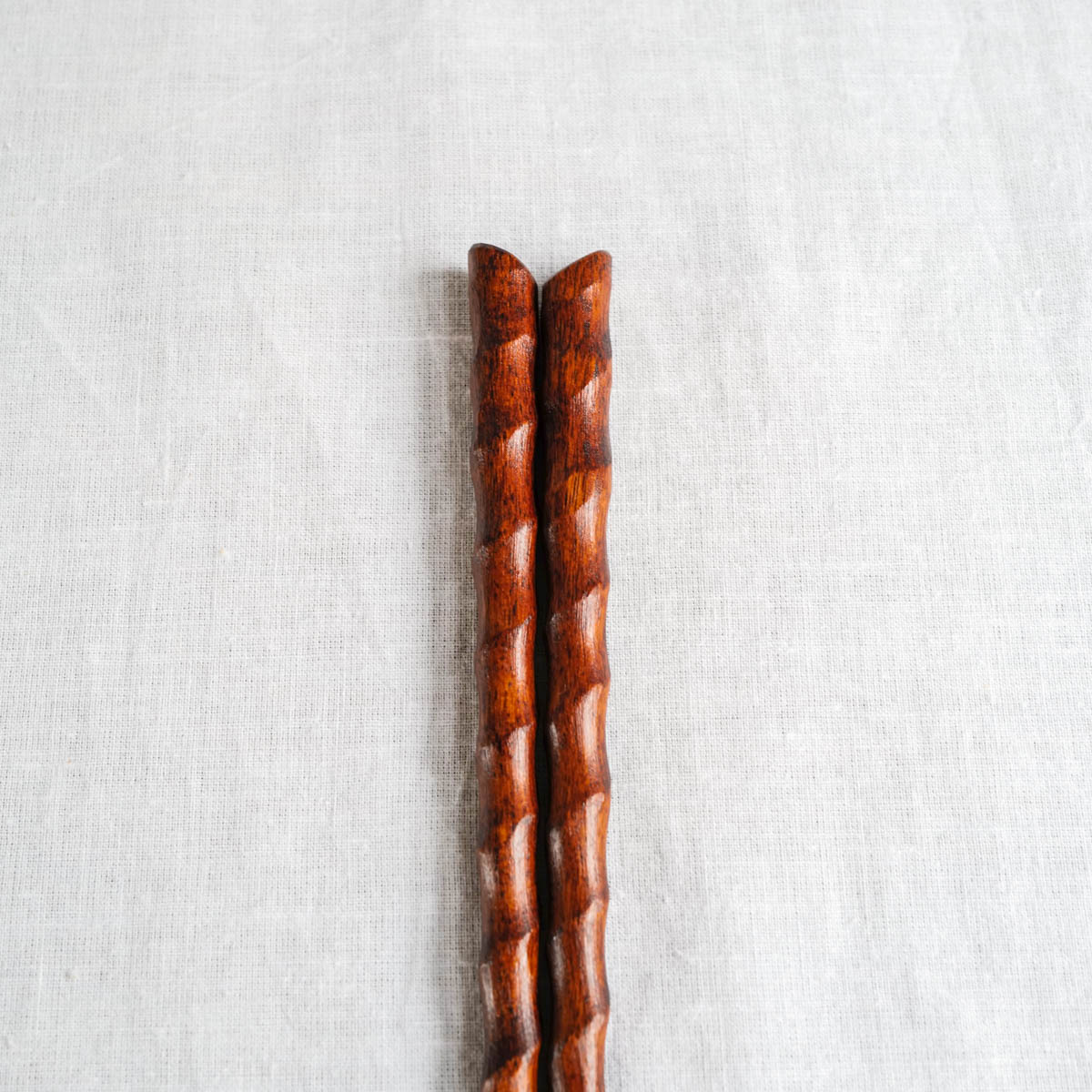 高塚和則 - 木工房玄 | オノオレカンバの箸