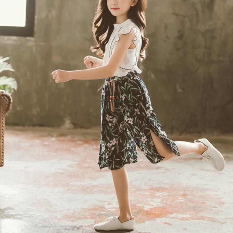 2-piece Ruffle Sleeveless Shirt & Floral Knee Length Pants for Girl