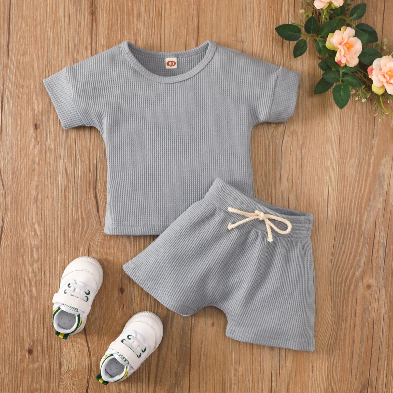 Baby Boy Solid Color Crew Neck Short Sleeve T-Shirt And Shorts Baby Outfit Sets