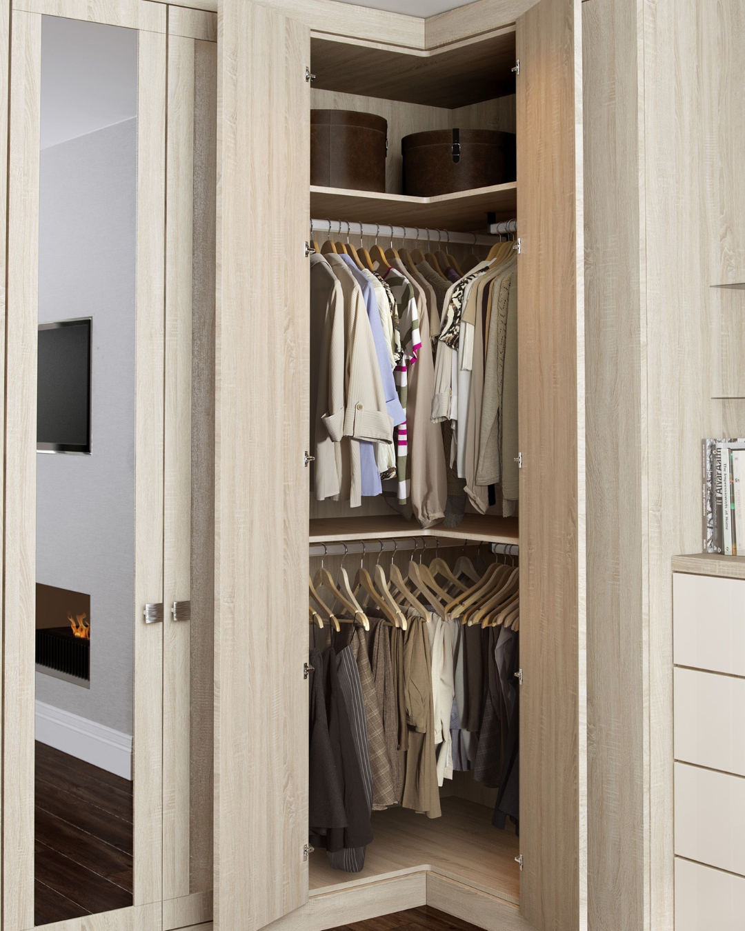 Wardrobe Designs For Small Bedrooms