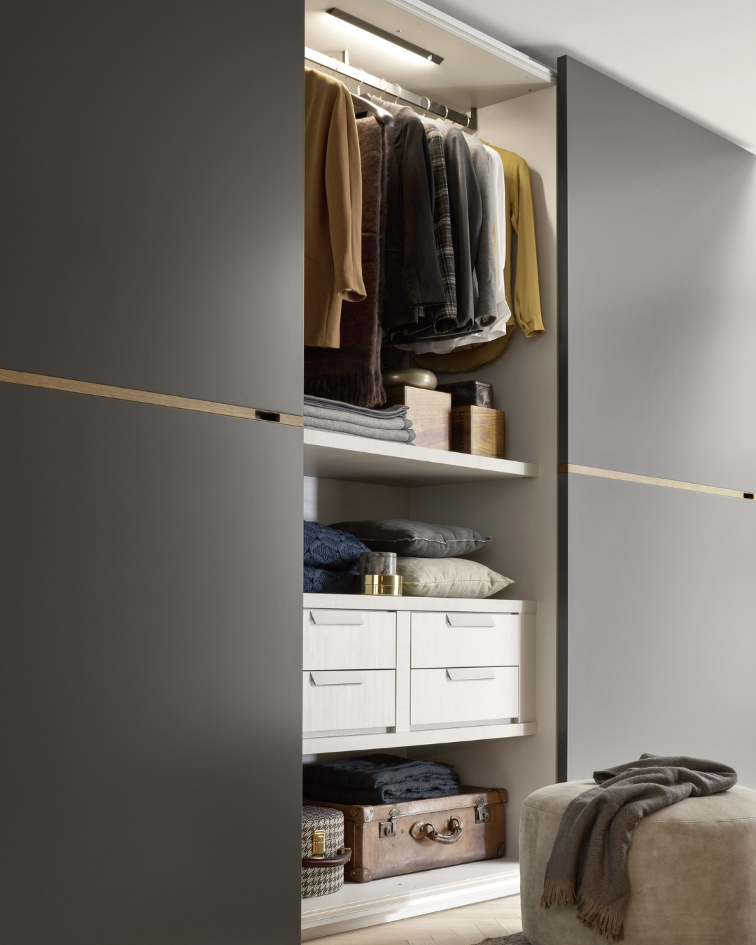 Top 9 Wardrobe Design Tips For Small Bedrooms