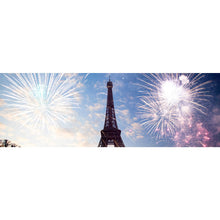 Lade das Bild in den Galerie-Viewer, Leinwandbild Eiffelturm mit Feuerwerk Panorama
