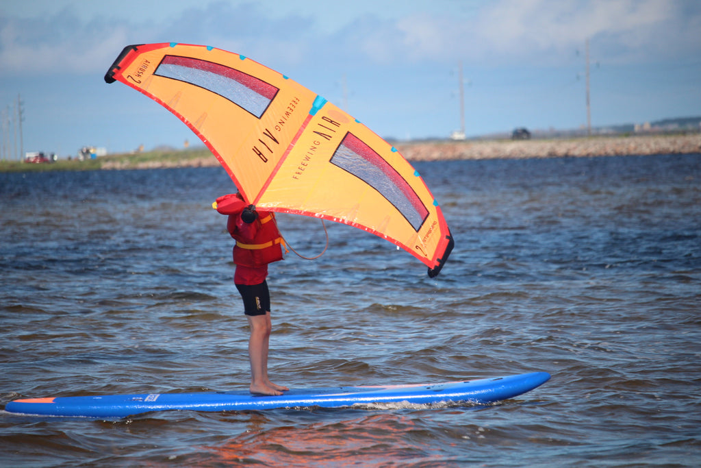 Quoi faire aux îles-de-la-Madeleine, activité familiale, planche à pagaie, sup, paddle board, auberge de jeunesse paradis bleue, Cindyhook , camping gros cap