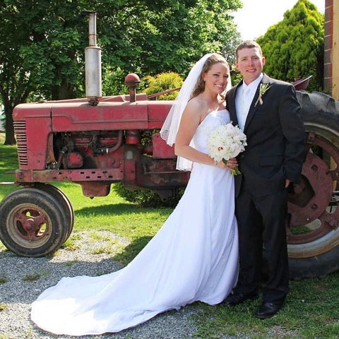 Chester and Kimberly English of Copper Knoll Farms on their wedding day