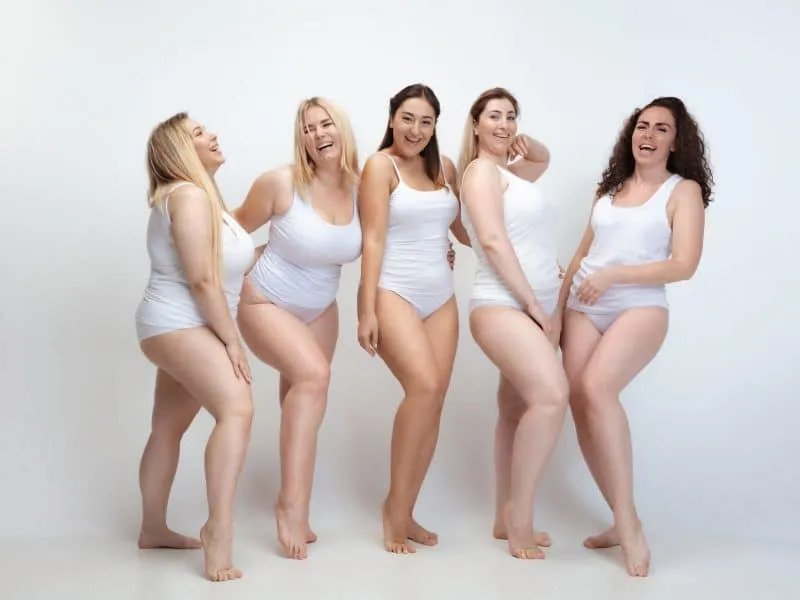 curvy models