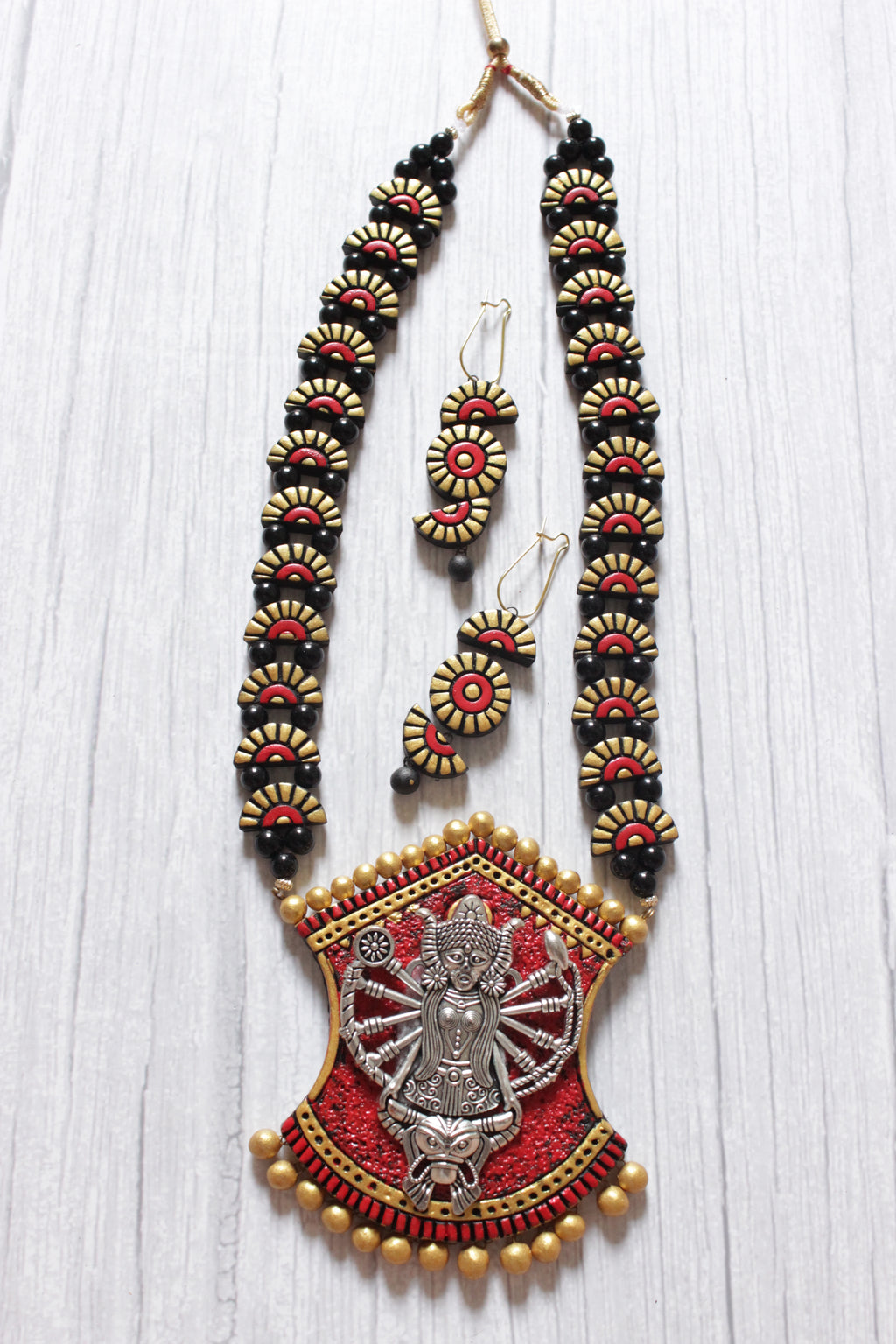 Geometric Necklace, Handpainted Jewellery : Handmade Jewelry at Rs 549, Handmade  Necklace