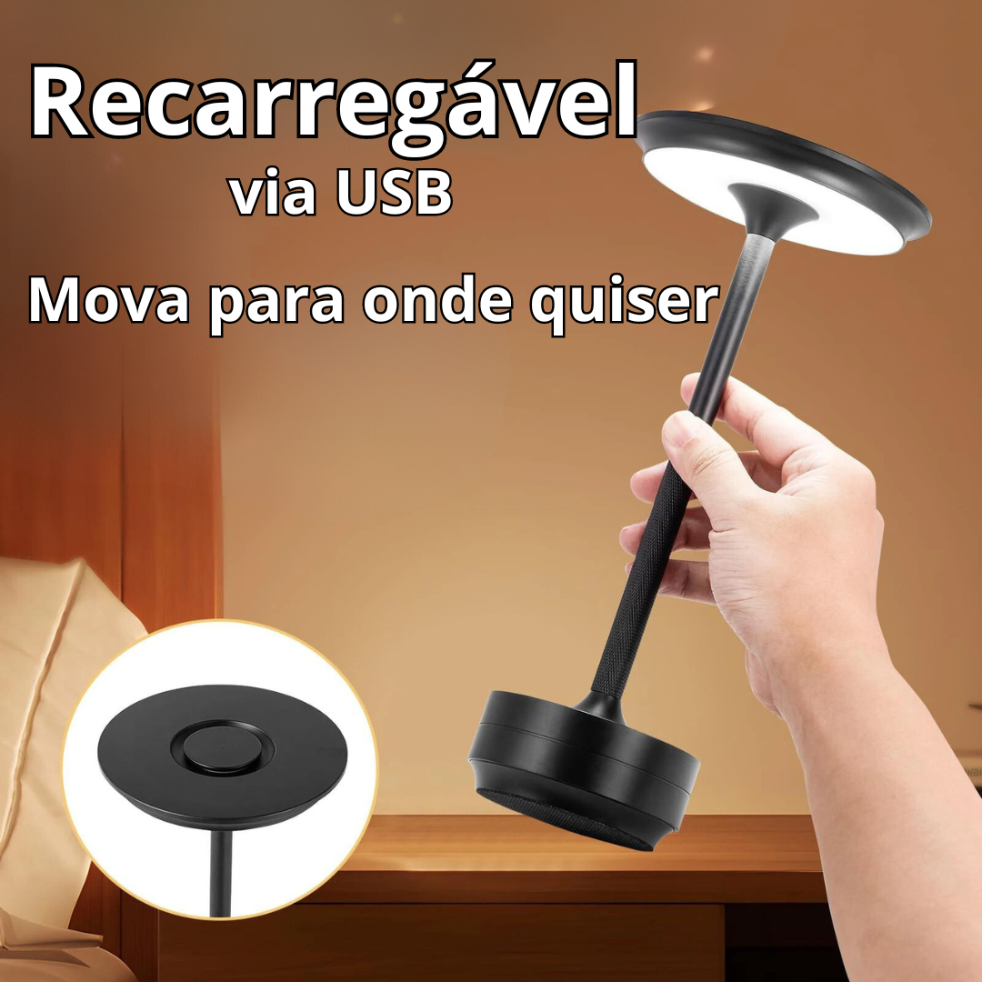 Luminária de Mesa LED com Carregamento