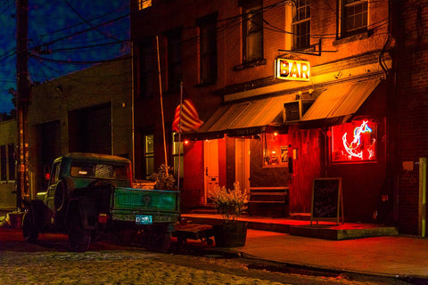 Sunny's bar - Red Hook, New York