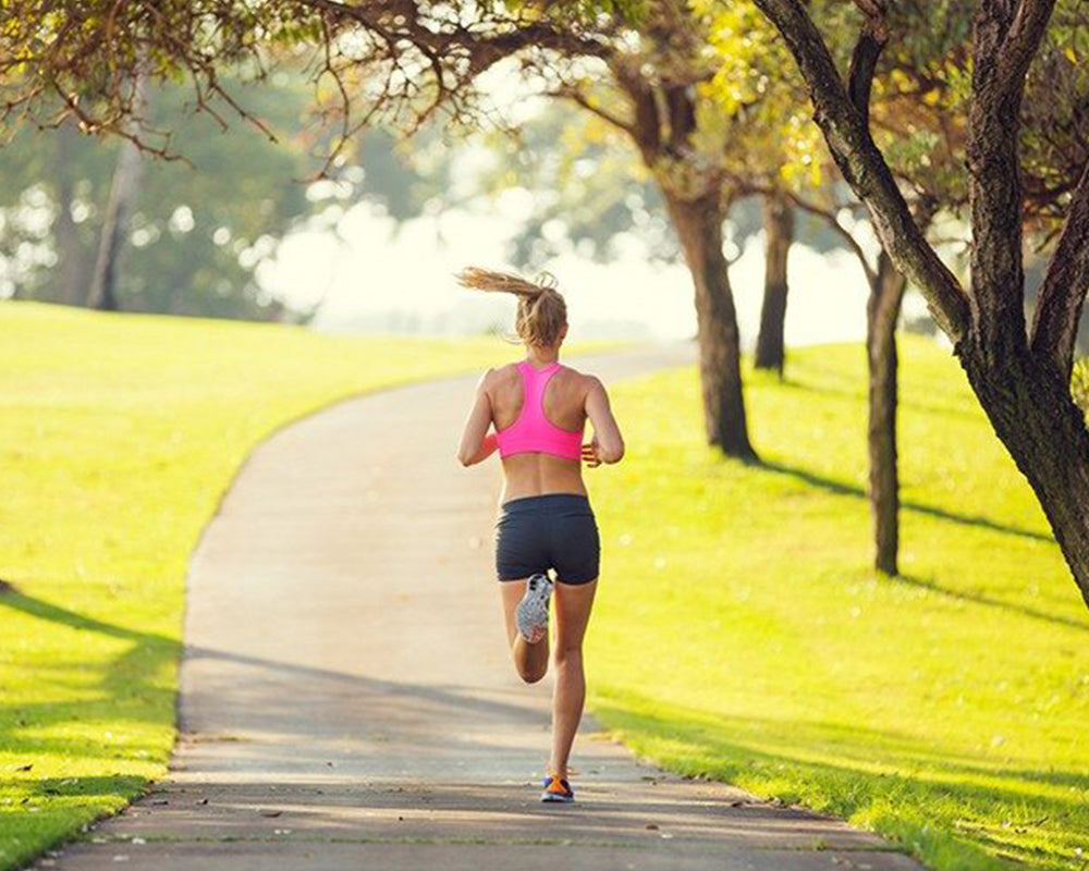 Outdoor Running Can Enjoy Nature and Breathe Fresh Air