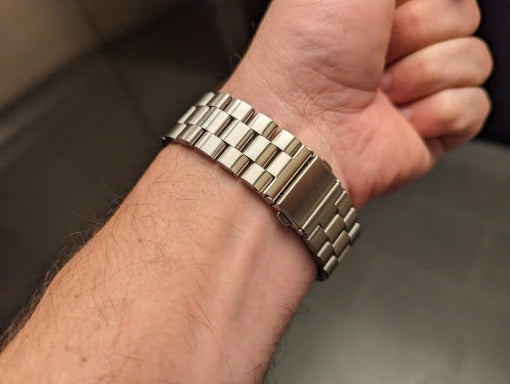 silver pixel watch band
