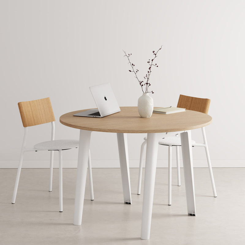 NEW MODERN round meeting table – eco-certified wood <br>CLOUDY WHITE