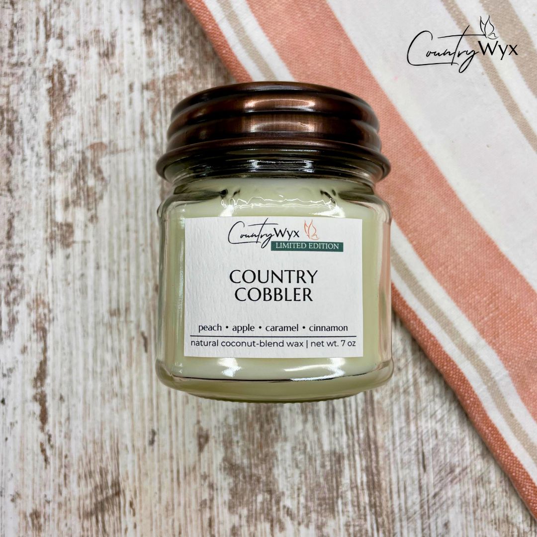 Country Wyx Box - November 2023 - Country Cobbler 8oz Candle