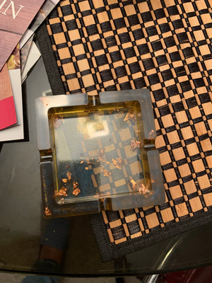 Custom Ash Tray - Boss Diva Shops LLC