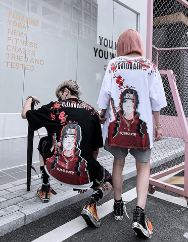 Itachi-T-Shirt im Harajuku-Stil