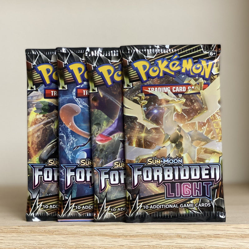 Pokémon & Moon: Forbidden Light - Pack