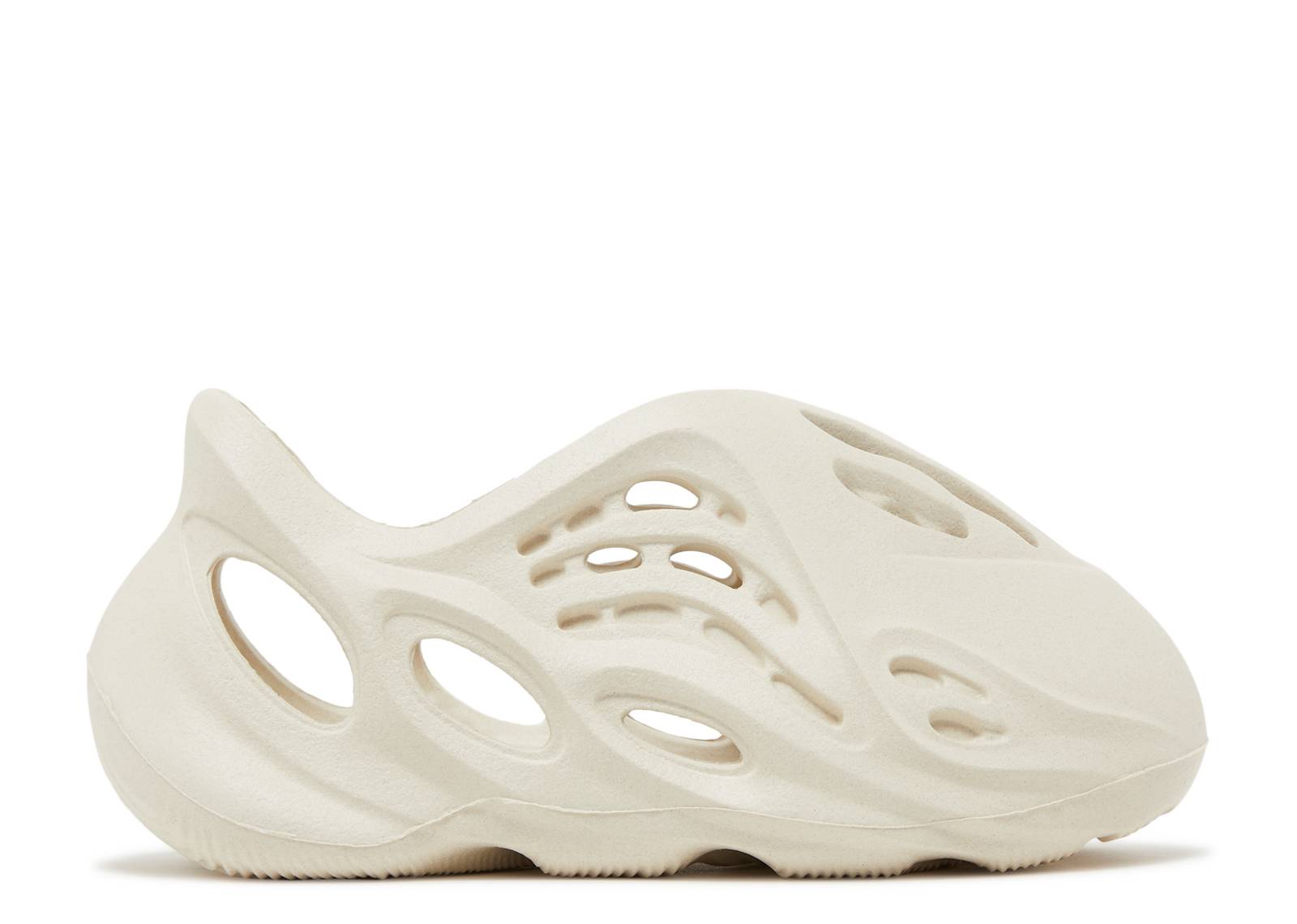 ADIDAS YEEZY FOAM RNNR SAND – Utopia Shop