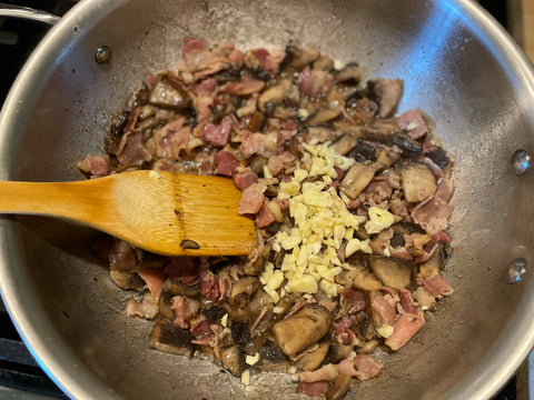 Add garlic to pan