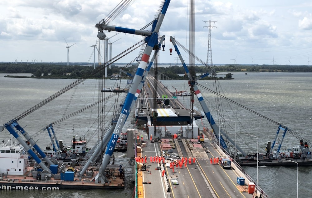 Rénovation du pont Haringvliet