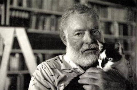 Ernest Hemingway, le vieil homme et la mère du chat !