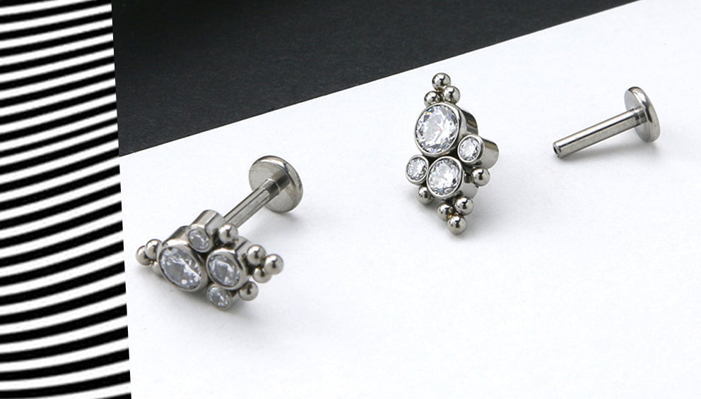 16g Beaded Array Clear CZ Titanium Threadless Labret