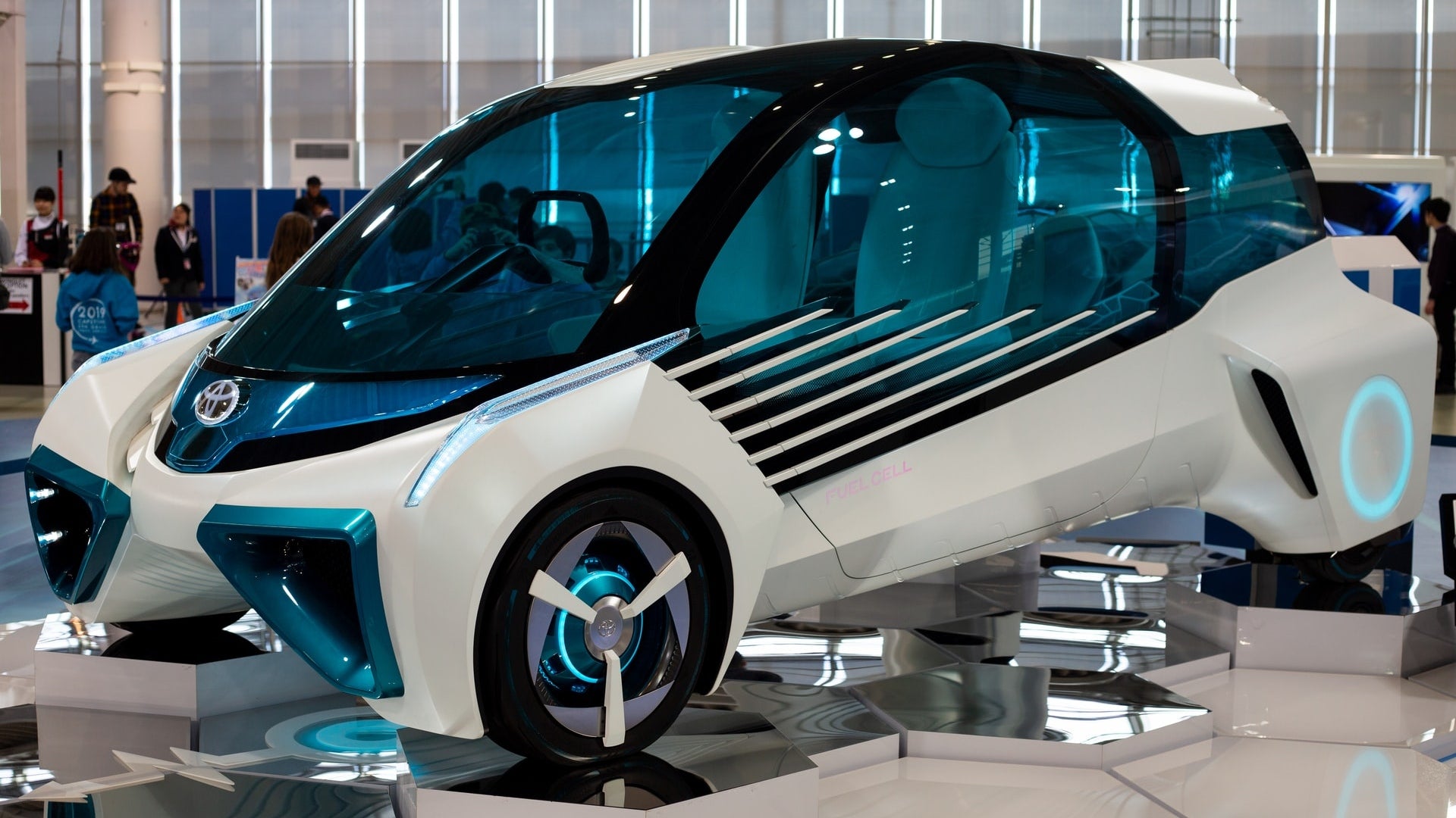 Auto ibrida Toyota. Scienza e Tecnologia: le 10 Invenzioni Tech Giapponesi