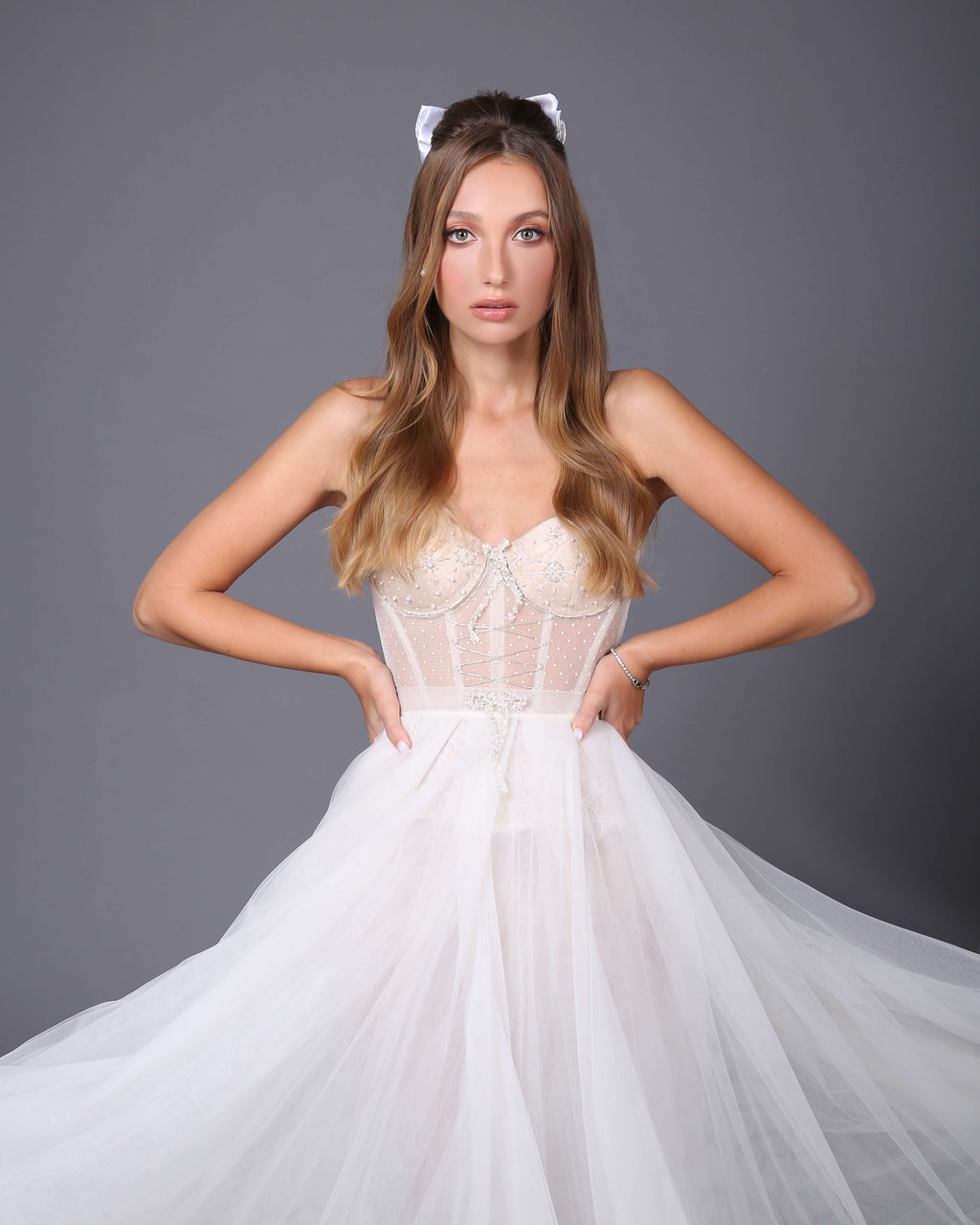 EVELIN - Short dress with corset and tulle skirt. – BÉRMAN Bridal