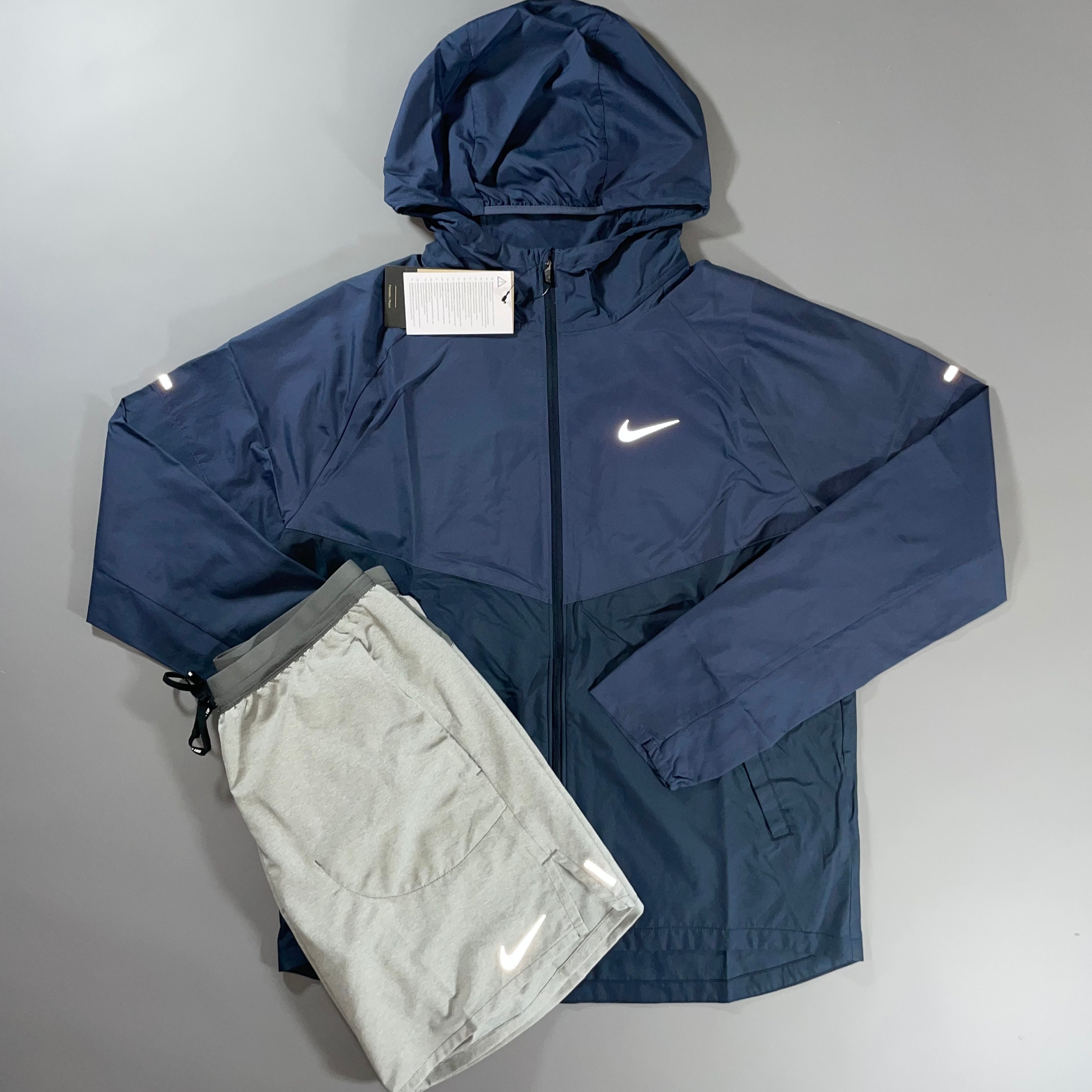 navy blue nike windbreaker