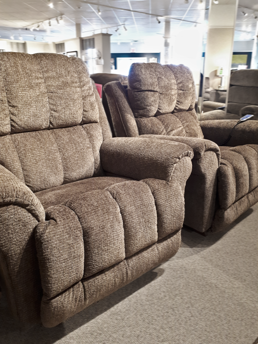 city liquidators recliners